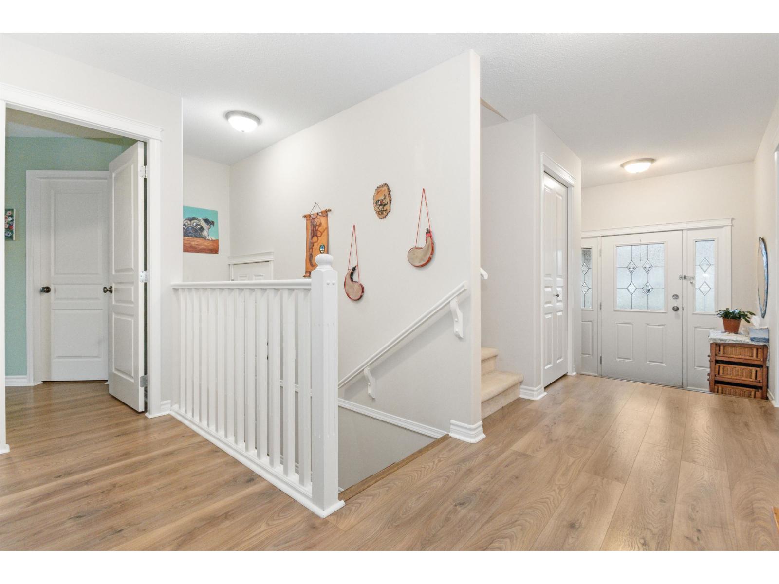 9 349 WALNUT AVENUE, Harrison Hot Springs, Harrison Hot Springs