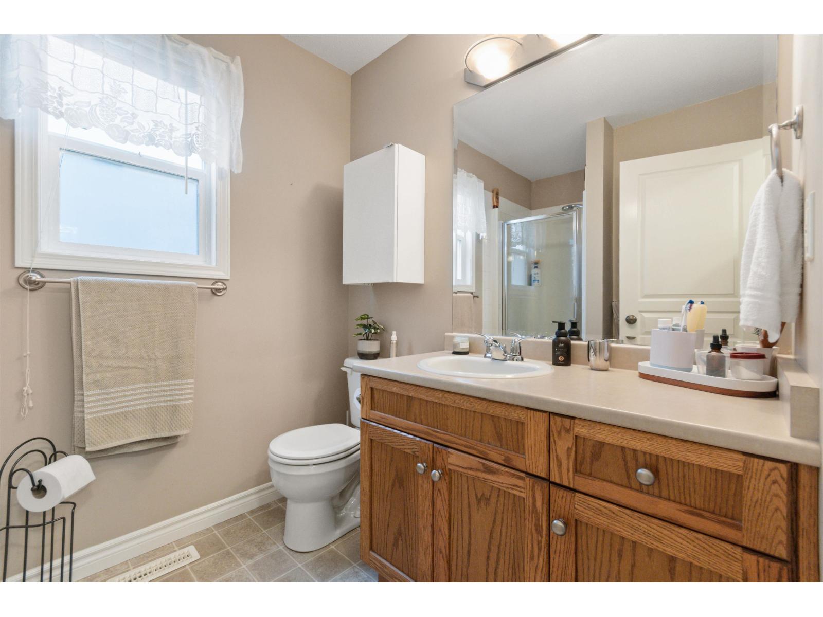 9 349 WALNUT AVENUE, Harrison Hot Springs, Harrison Hot Springs