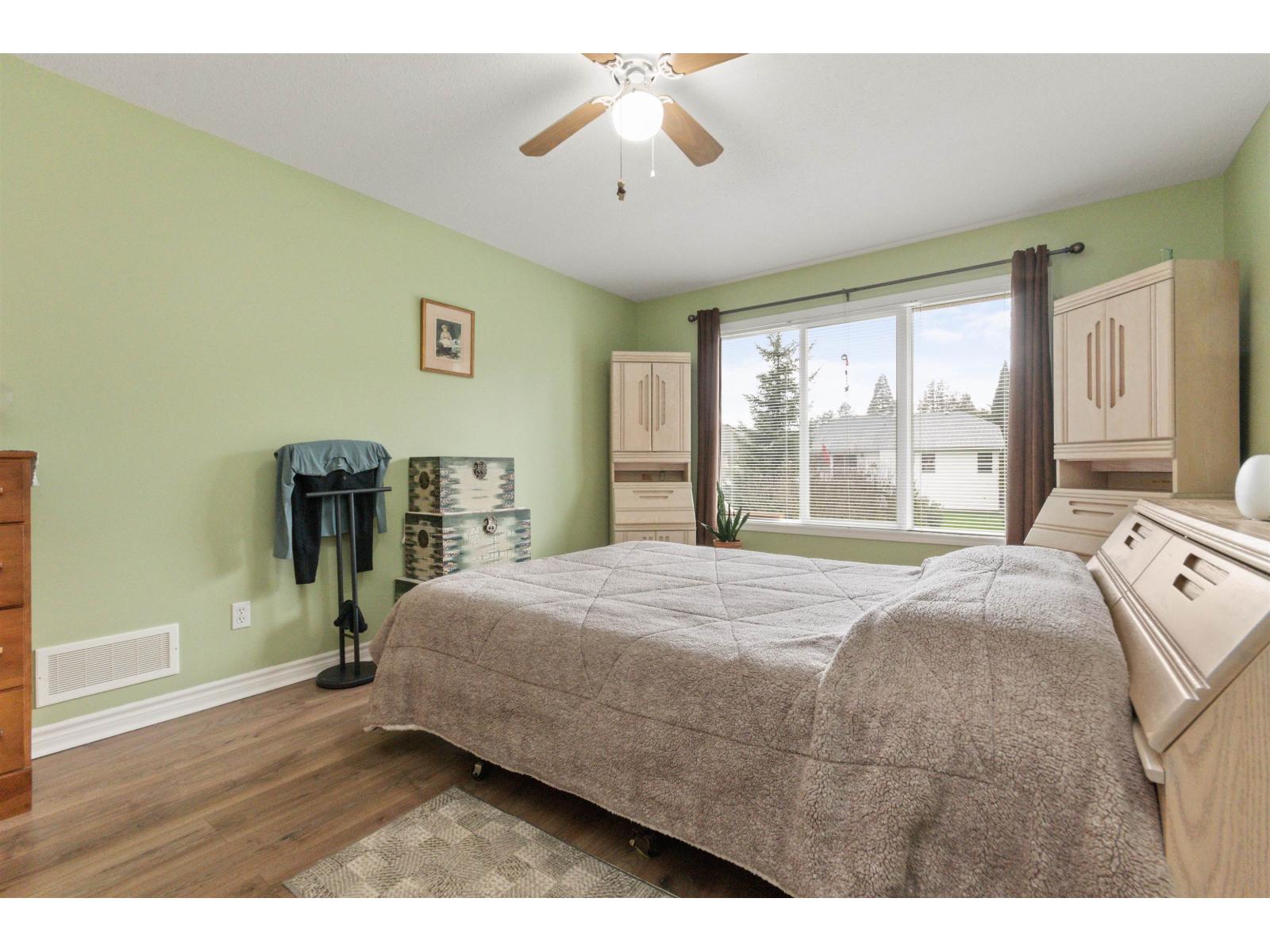 9 349 WALNUT AVENUE, Harrison Hot Springs, Harrison Hot Springs