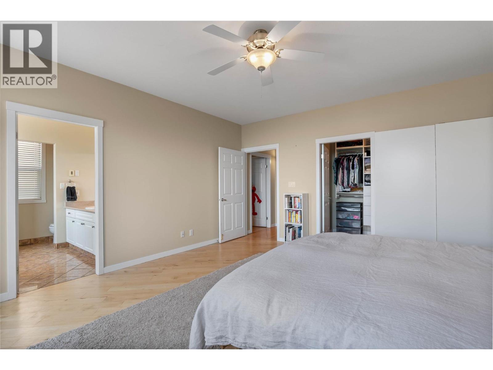 #10 445 DALGLEISH DRIVE - 28