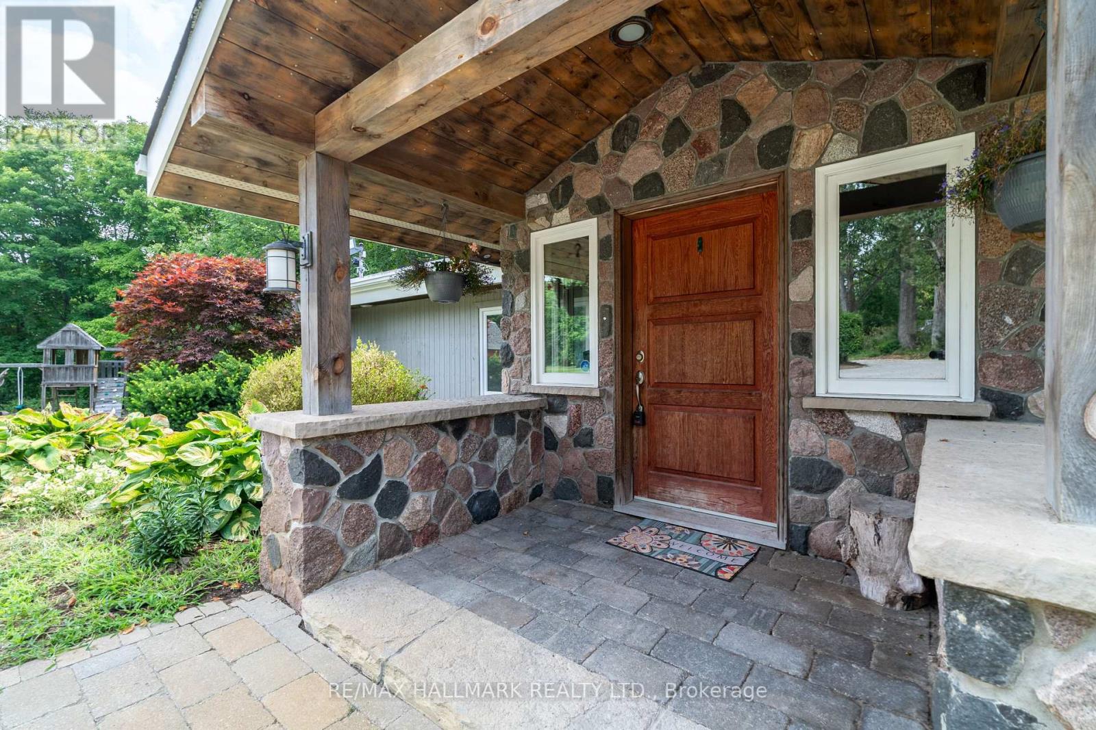 6165 19TH AVENUE - 3