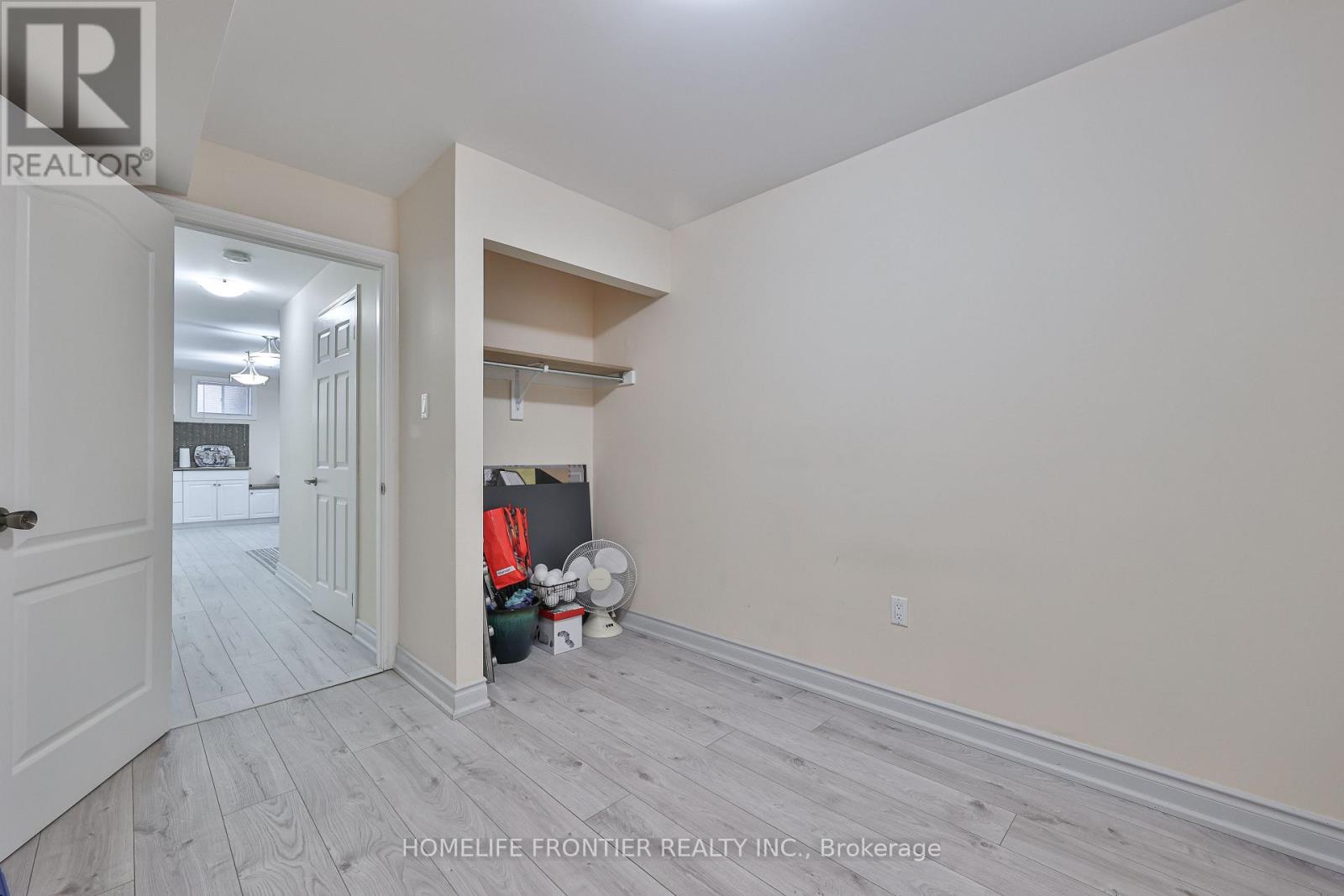 30 SAINT AVENUE - 36