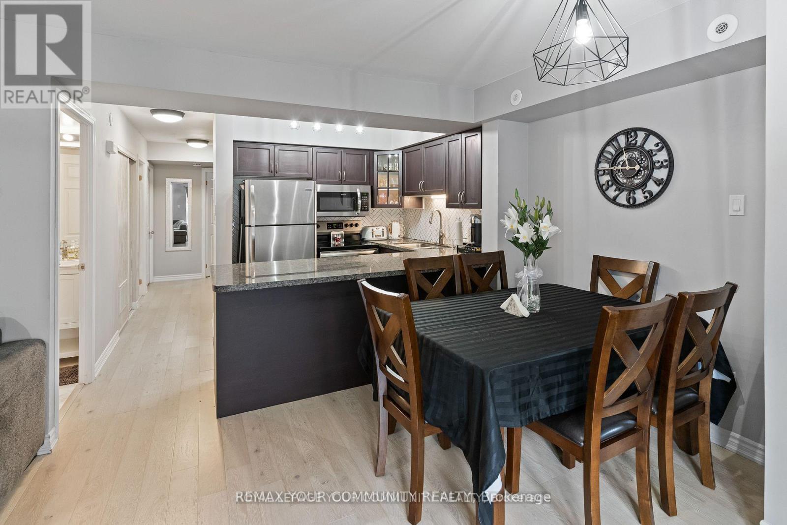 #1035 55 GEORGE APPLETON WAY - 11
