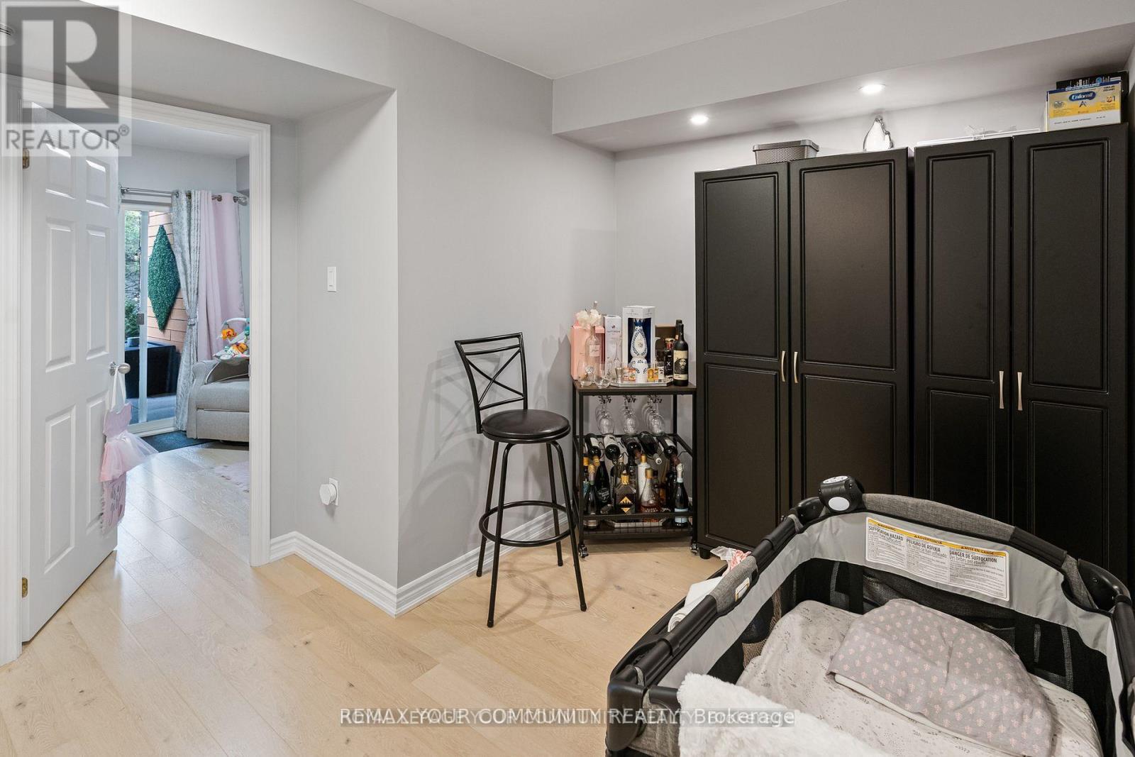 #1035 55 GEORGE APPLETON WAY - 20