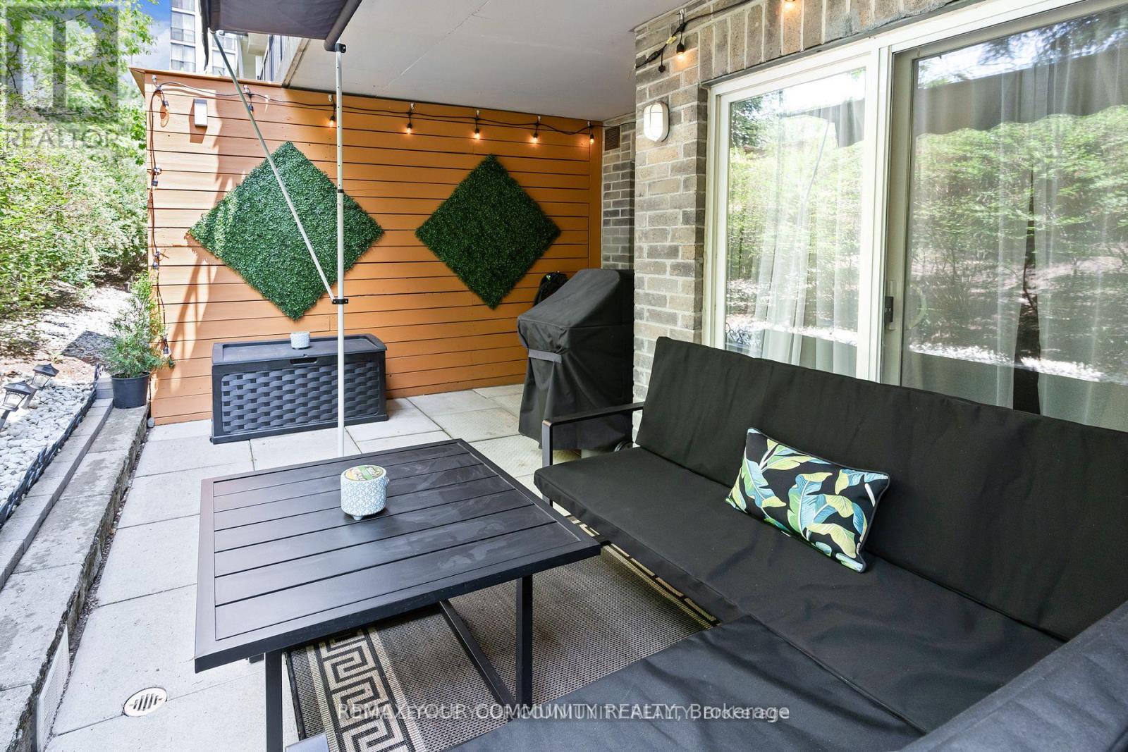 #1035 55 GEORGE APPLETON WAY - 30