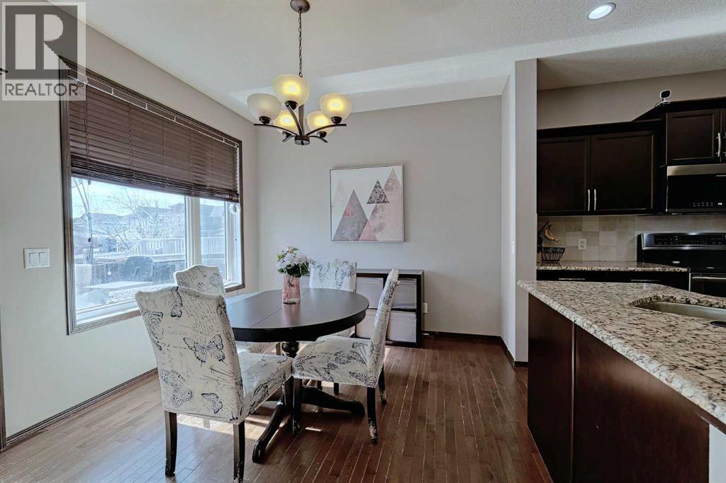 Single Family House for Sale in  Evanspark Circle NW Evanston Calgary 