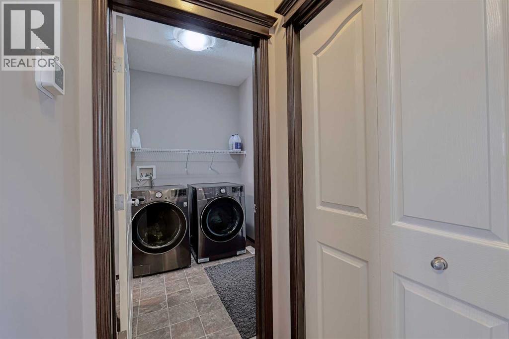 Single Family House for Sale in  Evanspark Circle NW Evanston Calgary 