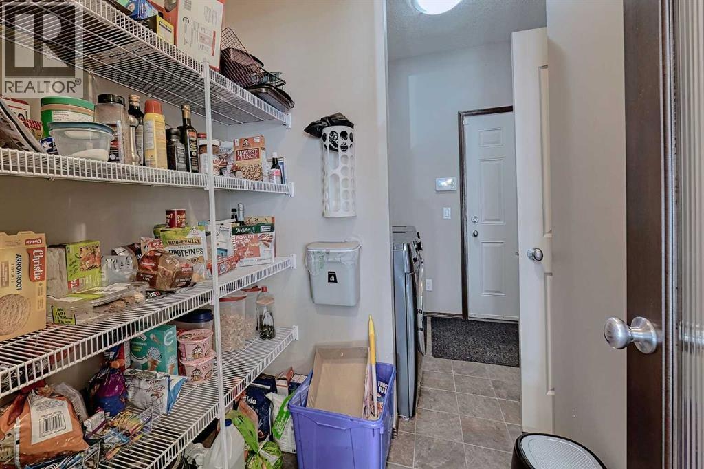 Single Family House for Sale in  Evanspark Circle NW Evanston Calgary 