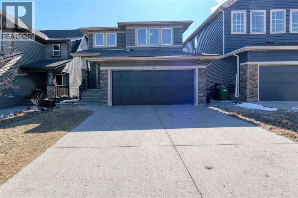 Single Family House for Sale in  Evanspark Circle NW Evanston Calgary 