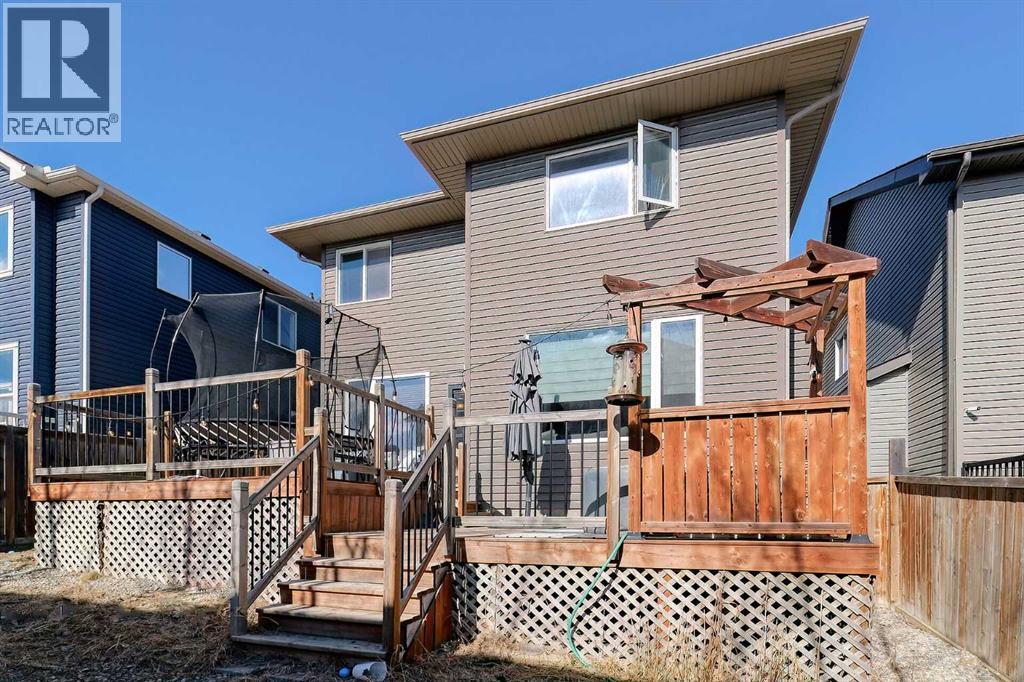 Single Family House for Sale in  Evanspark Circle NW Evanston Calgary 