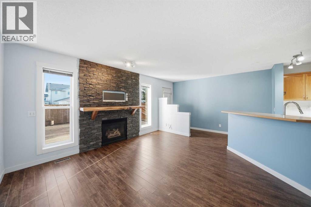 Single Family House for Sale in  Coverton Close Coventry Hills Calgary 