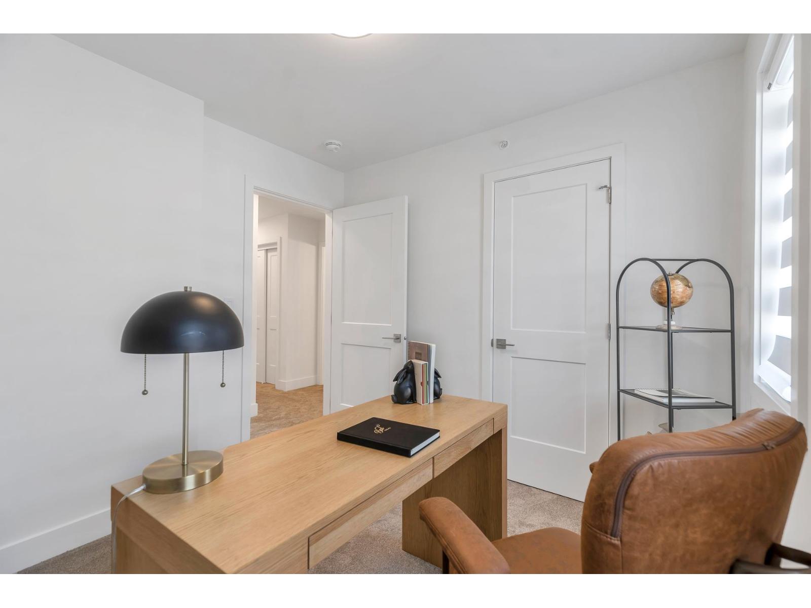 81 7381 PRESTON BOULEVARD, Mission