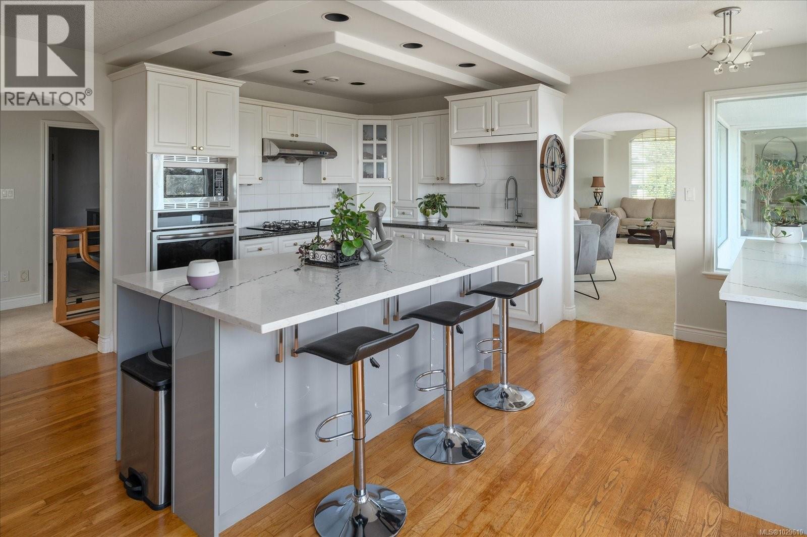 4040 GULFVIEW DR - 21