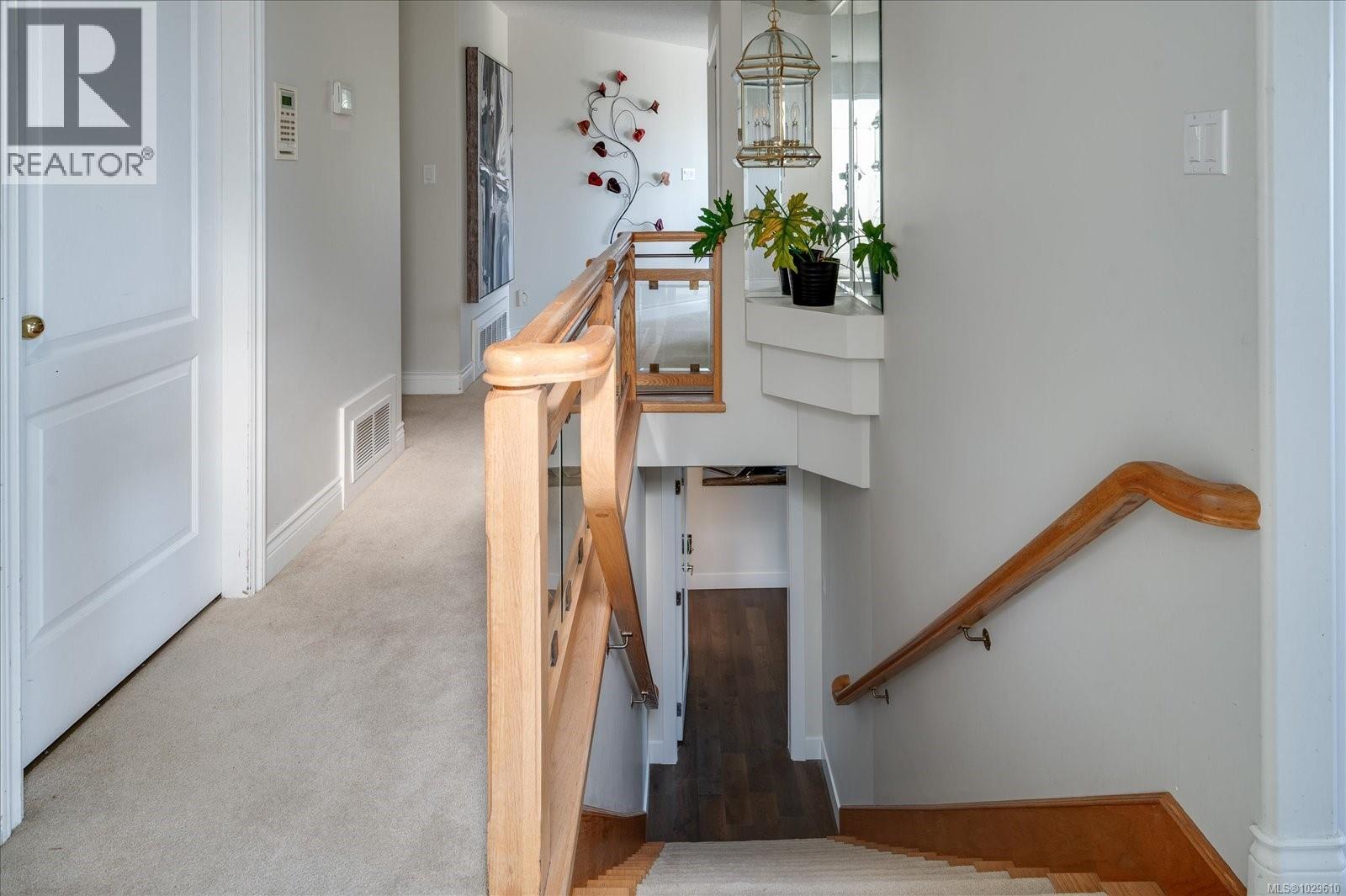 4040 GULFVIEW DR - 34