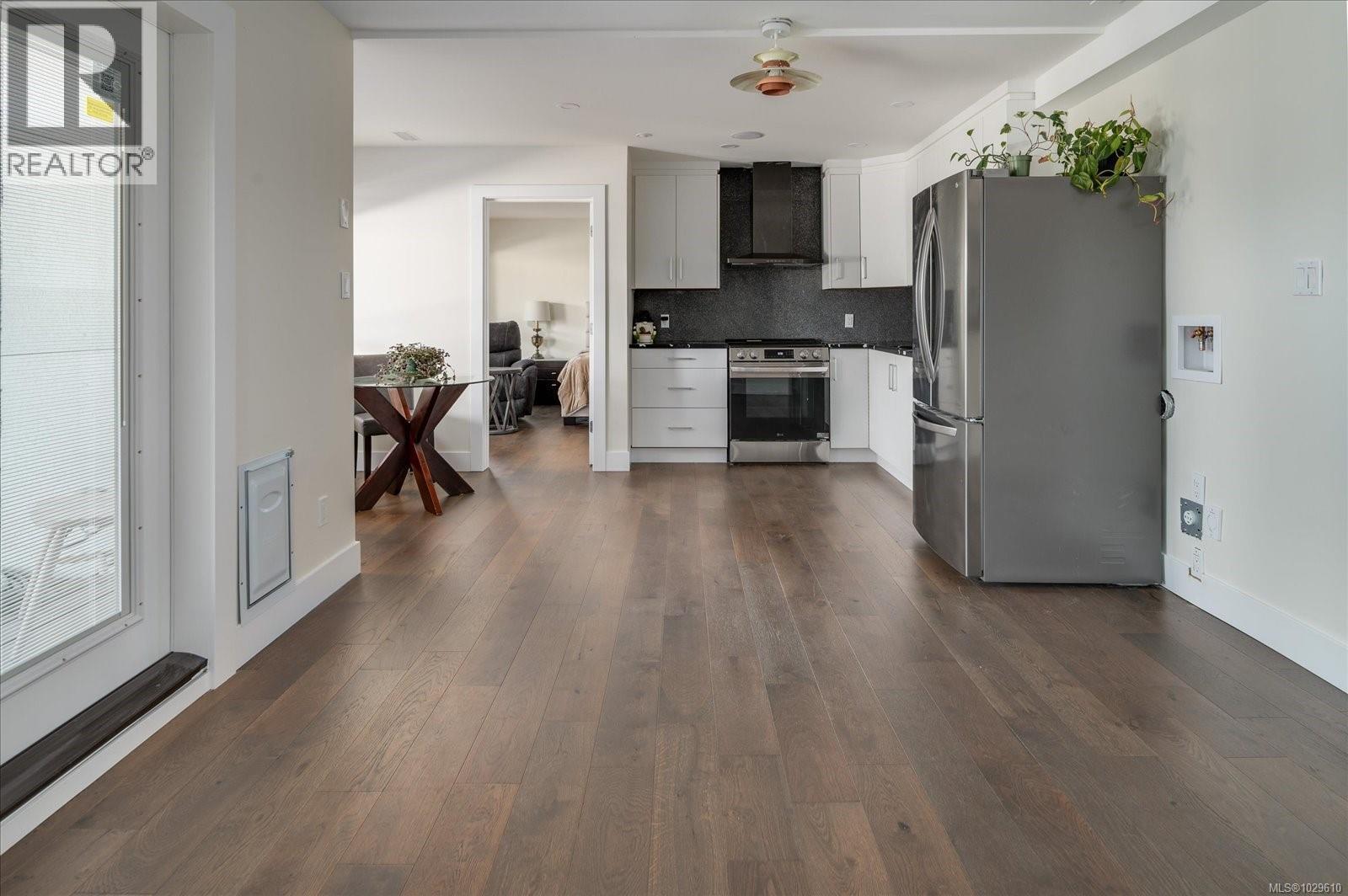 4040 GULFVIEW DR - 40