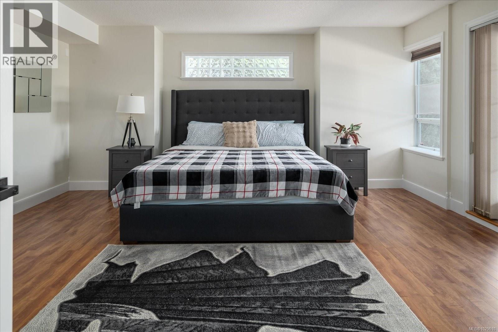 4040 GULFVIEW DR - 43