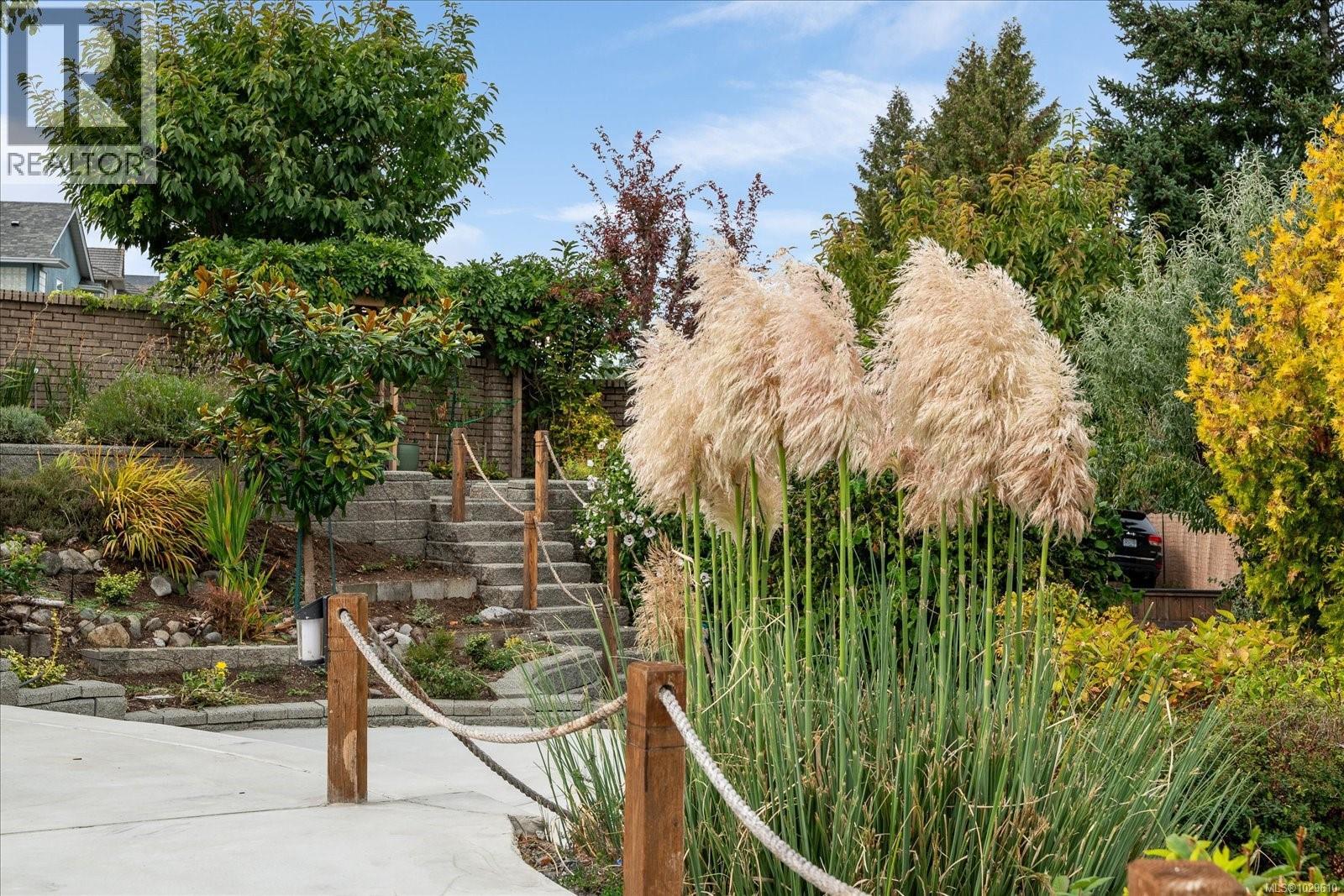 4040 GULFVIEW DR - 56