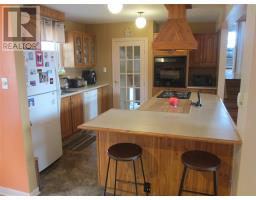 160 Goodyear Avenue thumbnail 8