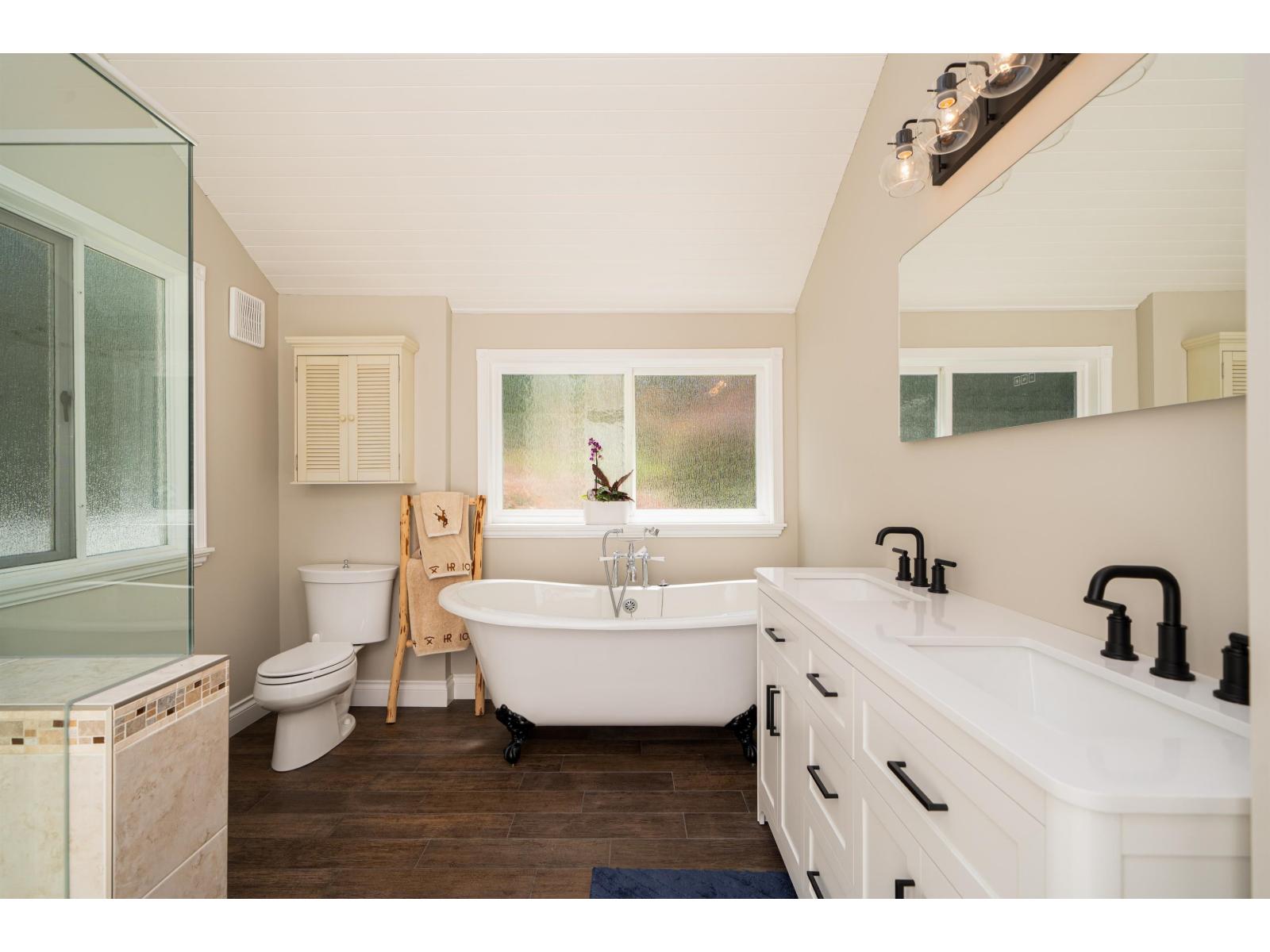 25177 64 AVENUE, Langley