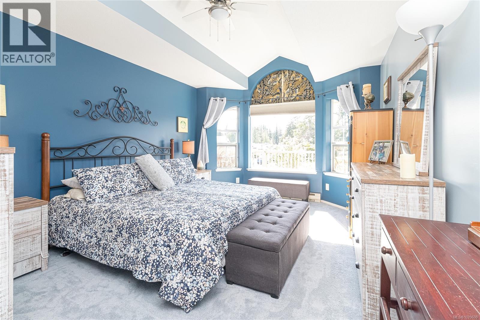  545 Parkway Place, Cobble Hill