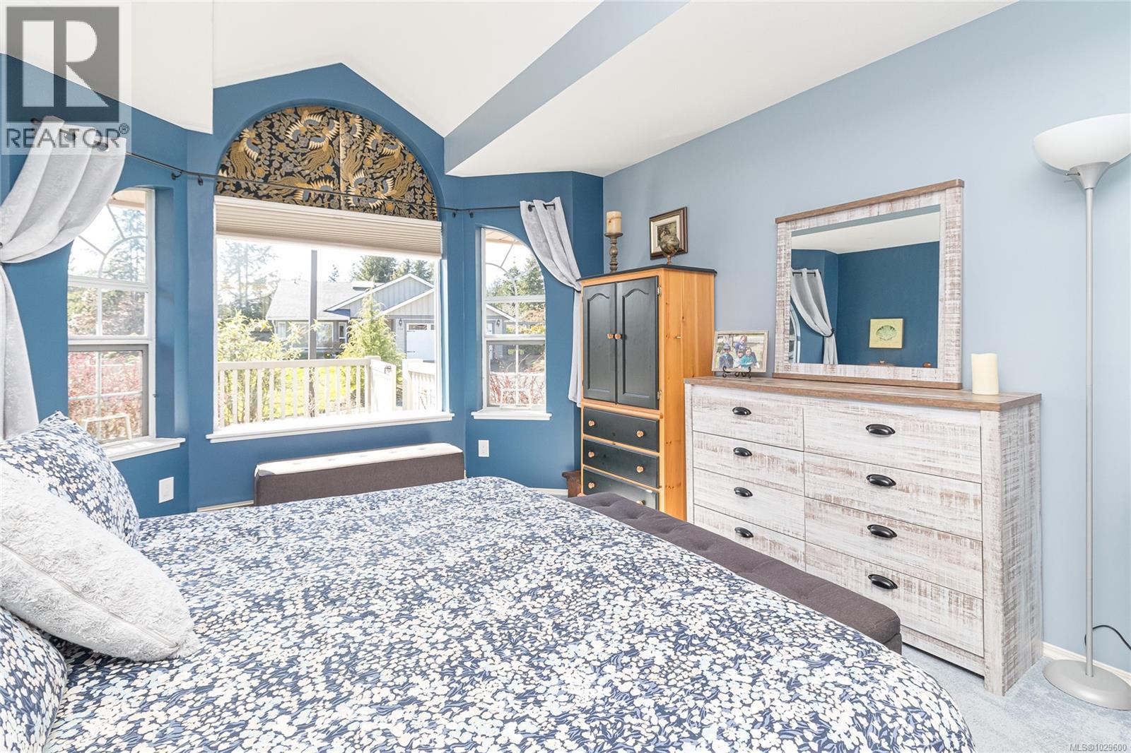  545 Parkway Place, Cobble Hill