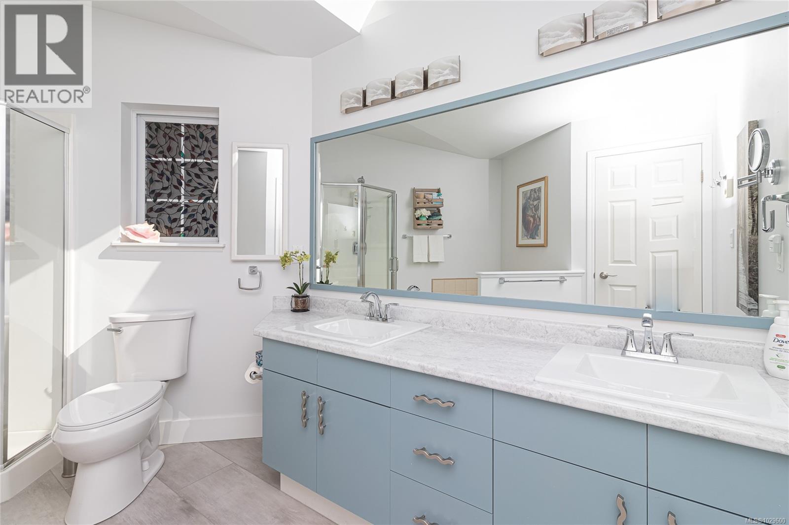  545 Parkway Place, Cobble Hill