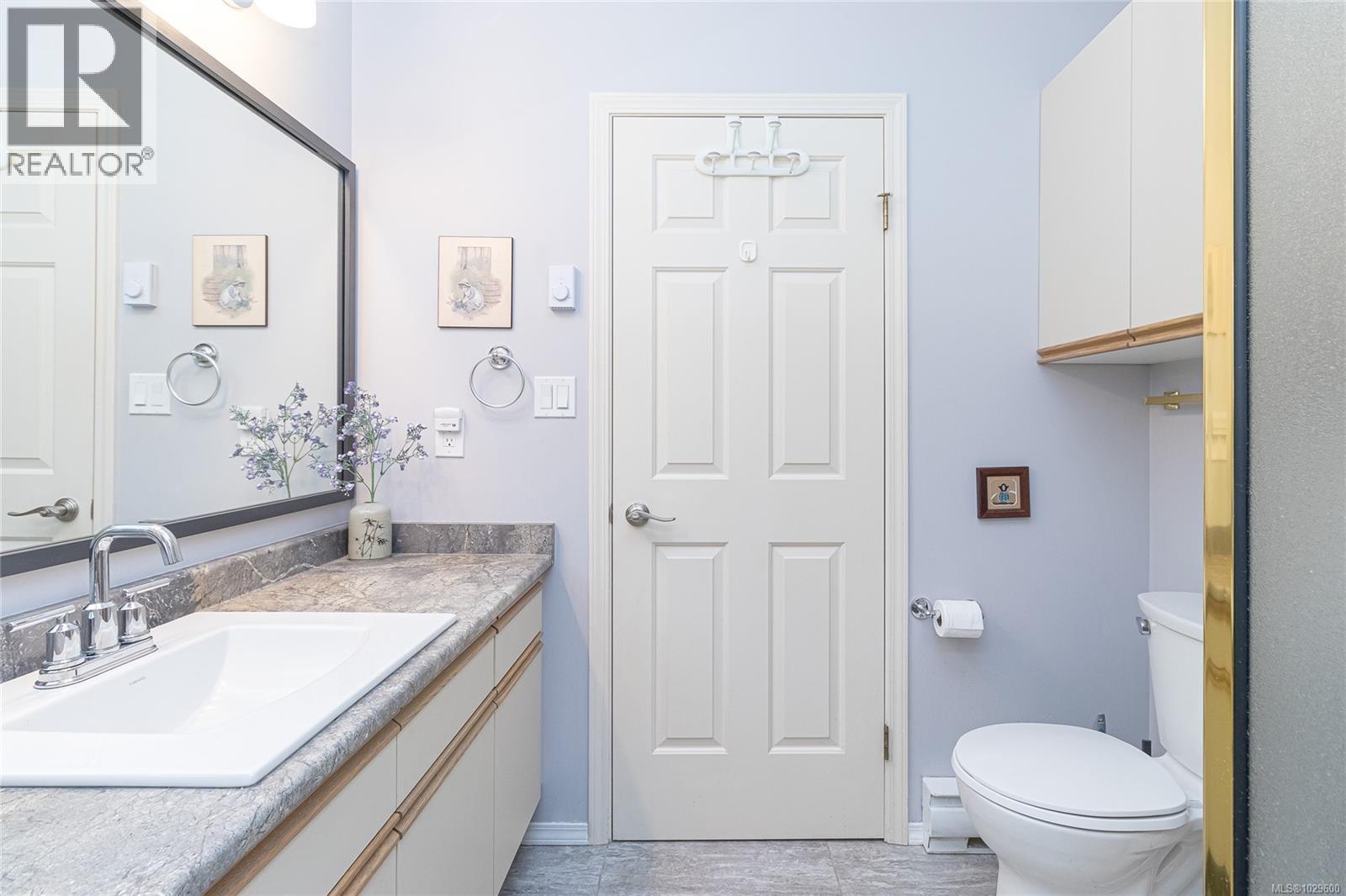  545 Parkway Place, Cobble Hill