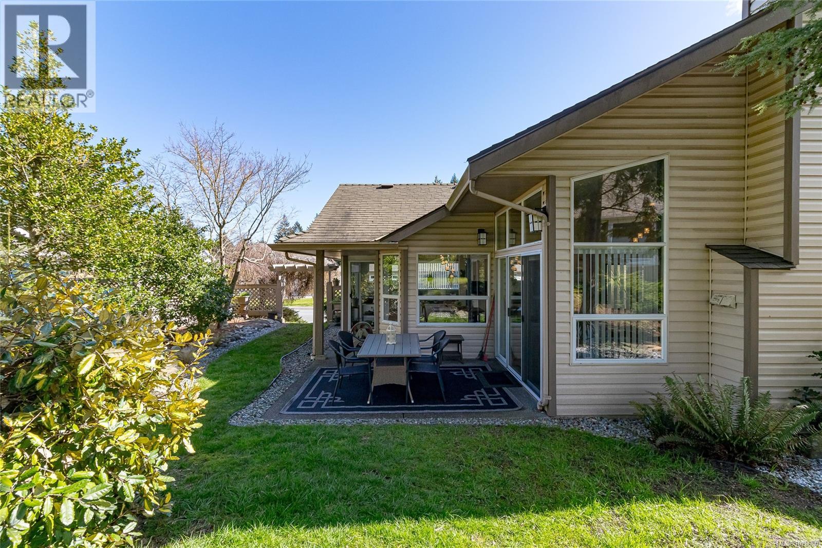  545 Parkway Place, Cobble Hill