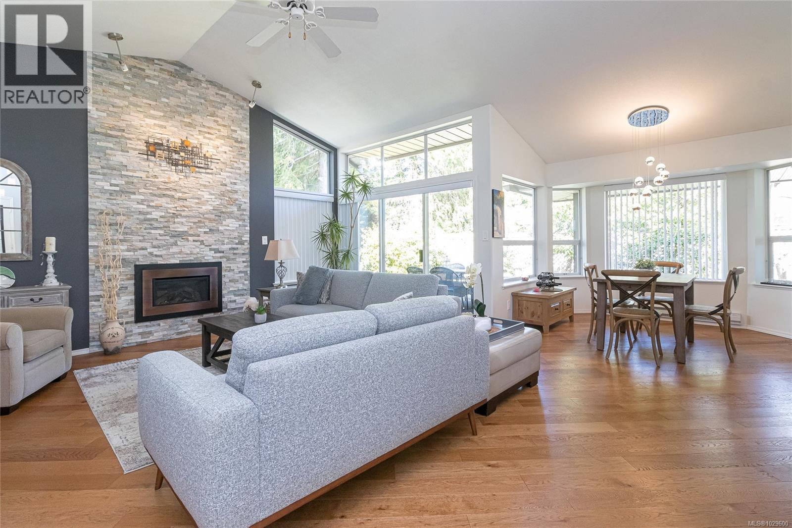  545 Parkway Place, Cobble Hill