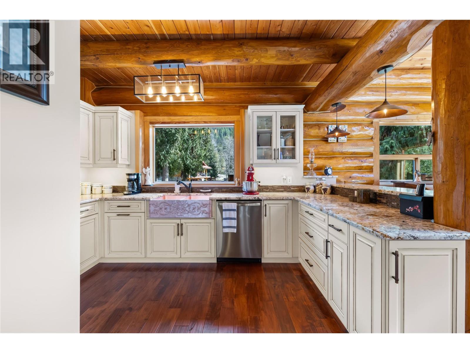 14308 MAIA Lane, Gray Creek