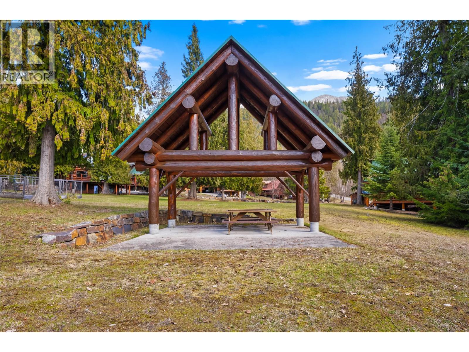 14308 MAIA Lane, Gray Creek