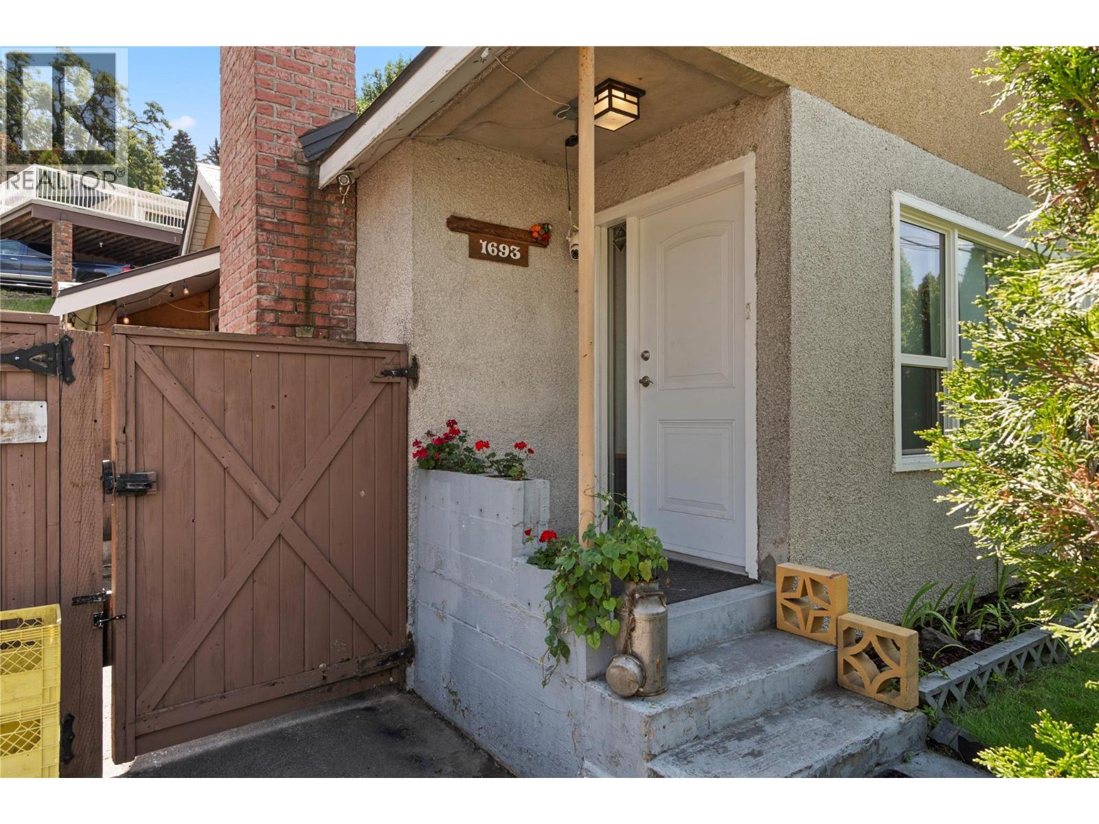 1693 Valleyview Drive, Kamloops