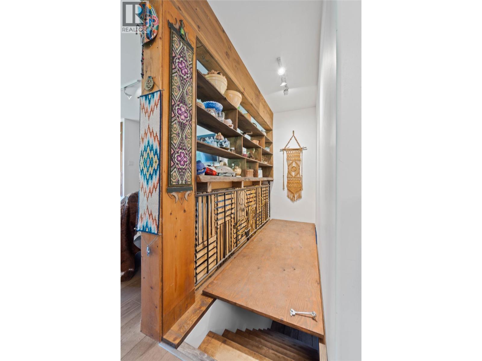 1693 Valleyview Drive, Kamloops