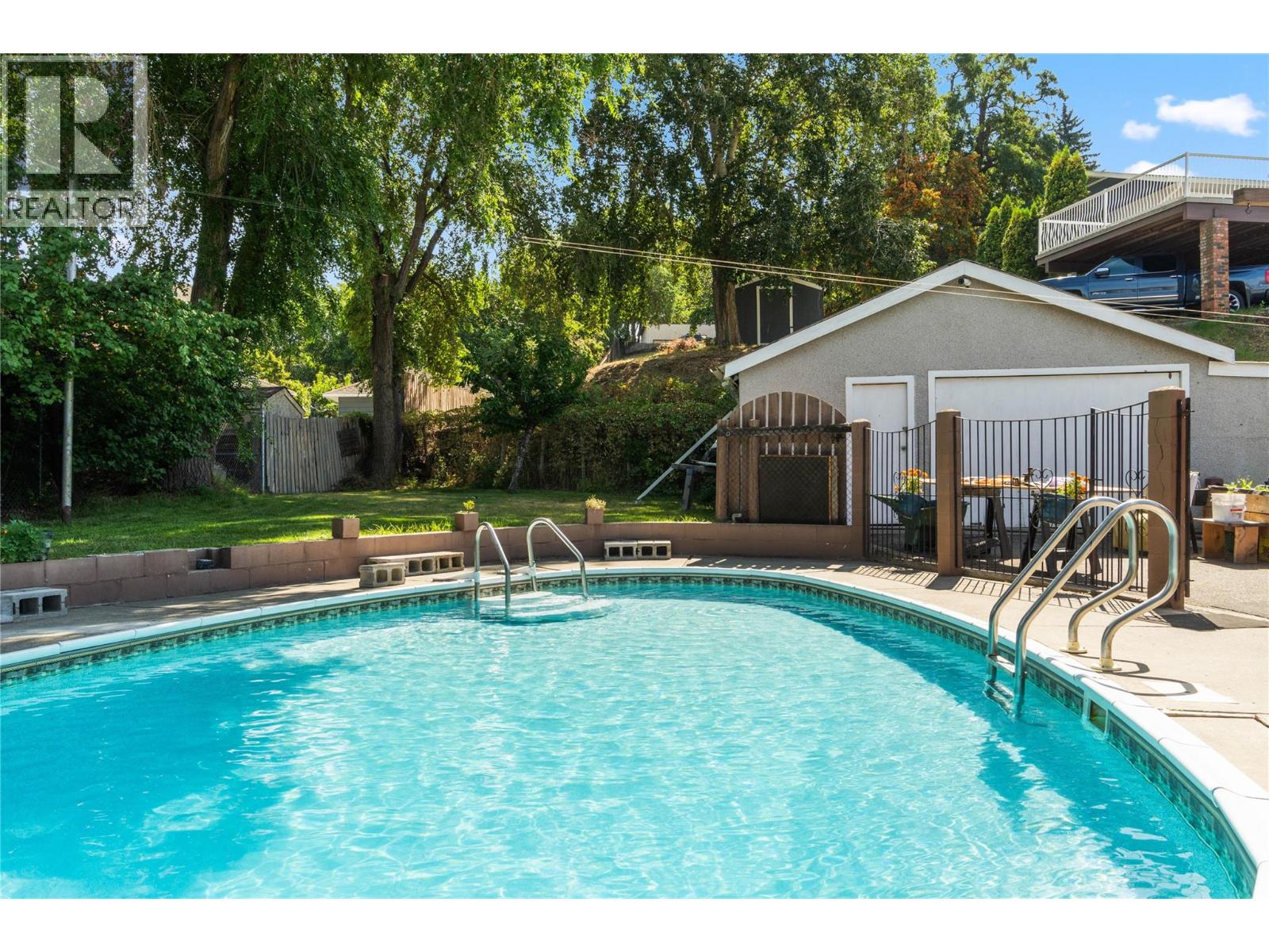 1693 Valleyview Drive, Kamloops