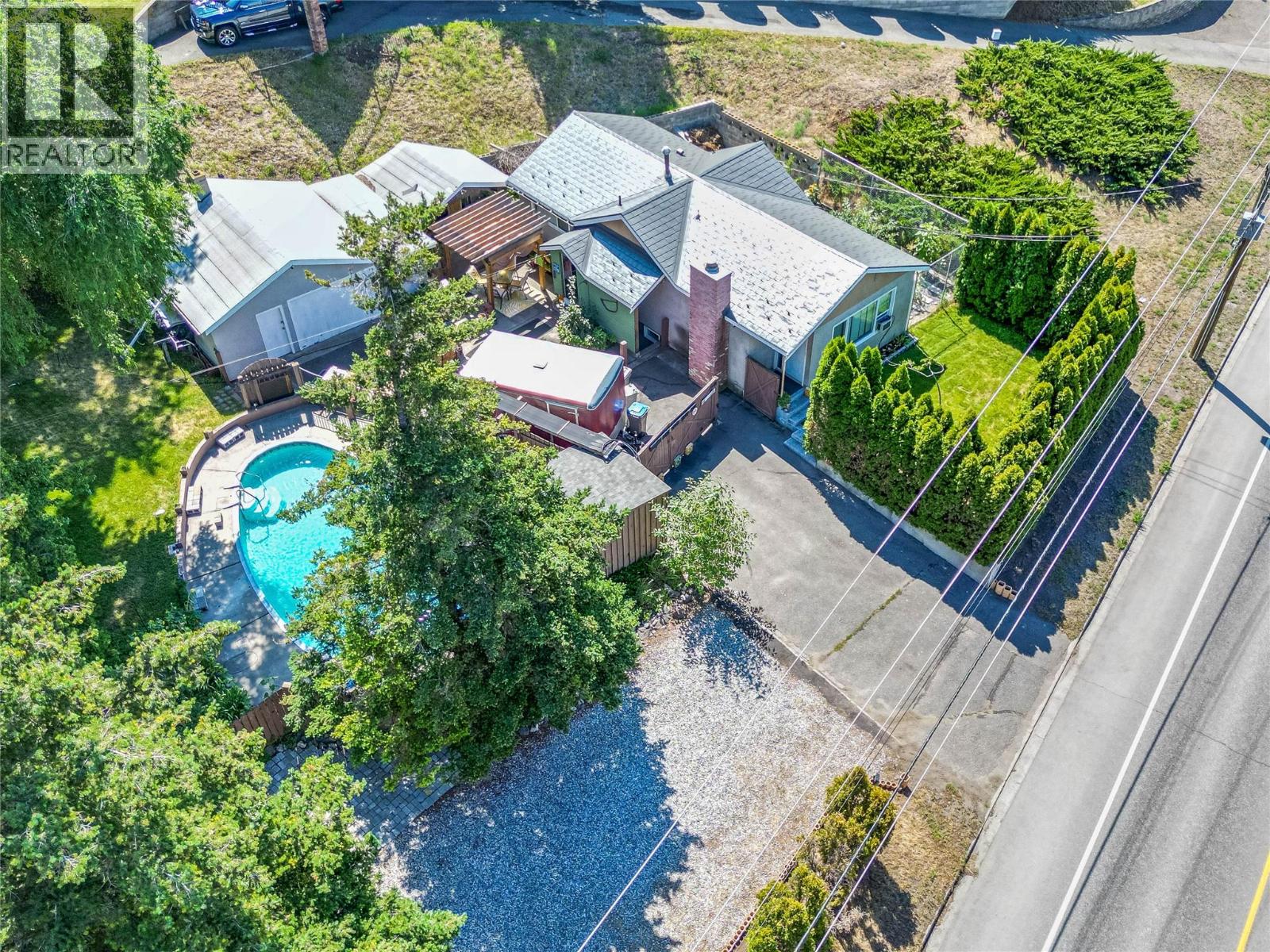 1693 Valleyview Drive, Kamloops