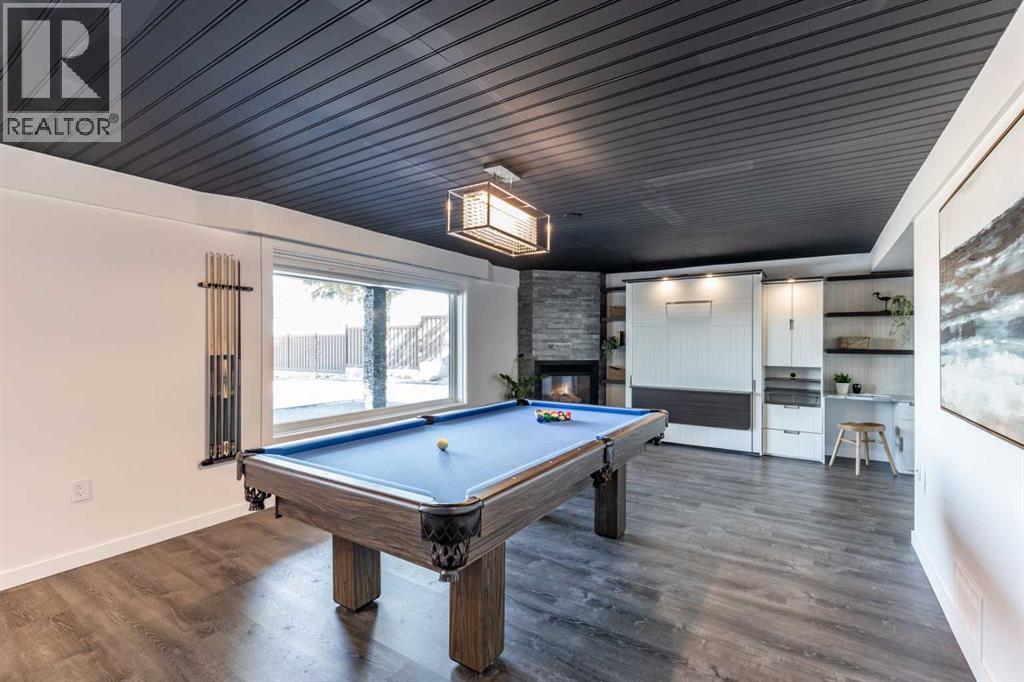 
          586 Prospect Drive Southwest
            <br/>
            <span>Medicine Hat</span>
            , 
            <span>AB</span>
             <span>T1A4C1</span>
         - Photo 28