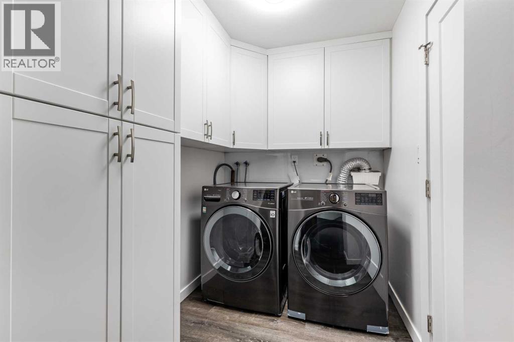 
          586 Prospect Drive Southwest
            <br/>
            <span>Medicine Hat</span>
            , 
            <span>AB</span>
             <span>T1A4C1</span>
         - Photo 33