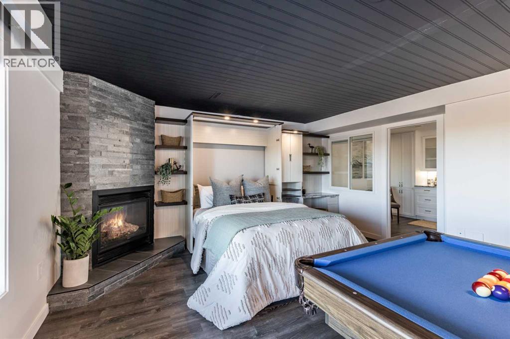 
          586 Prospect Drive Southwest
            <br/>
            <span>Medicine Hat</span>
            , 
            <span>AB</span>
             <span>T1A4C1</span>
         - Photo 27