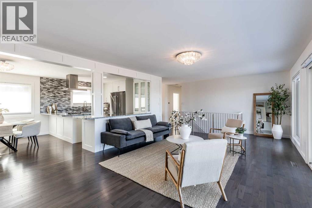 
          586 Prospect Drive Southwest
            <br/>
            <span>Medicine Hat</span>
            , 
            <span>AB</span>
             <span>T1A4C1</span>
         - Photo 7