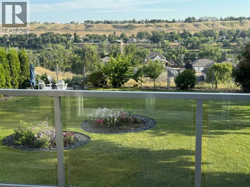 
          586 Prospect Drive Southwest
            <br/>
            <span>Medicine Hat</span>
            , 
            <span>AB</span>
             <span>T1A4C1</span>
         - Photo 44