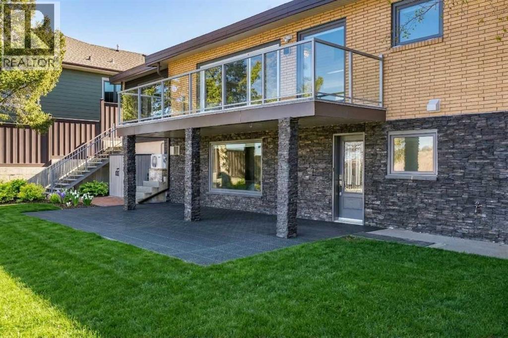 
          586 Prospect Drive Southwest
            <br/>
            <span>Medicine Hat</span>
            , 
            <span>AB</span>
             <span>T1A4C1</span>
         - Photo 43