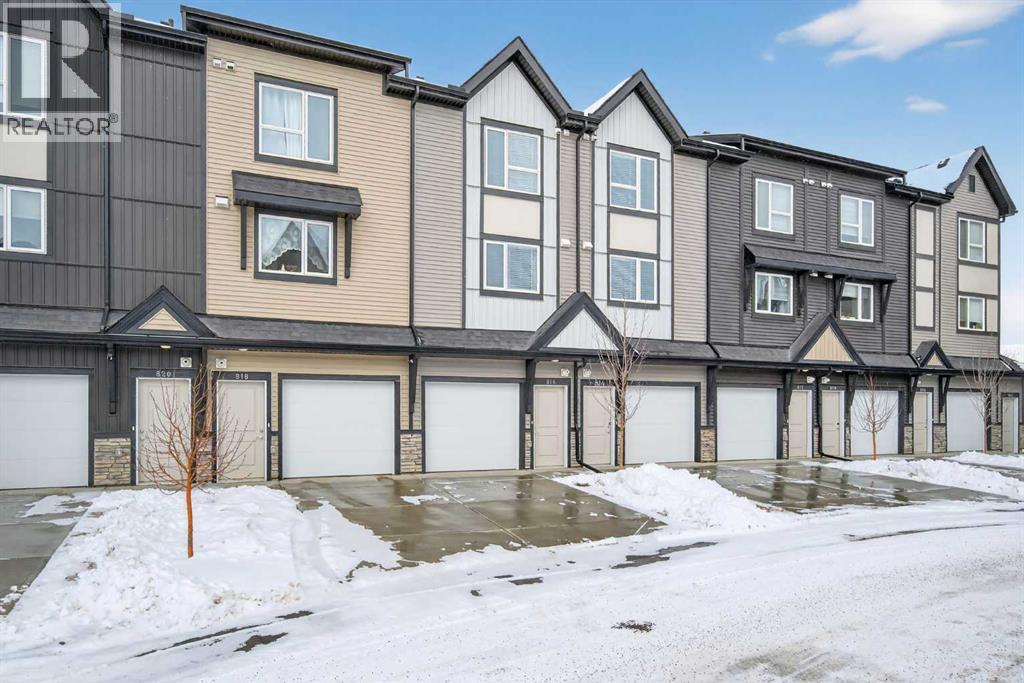 Single Family House for Sale in  Belmont Drive SW Belmont Calgary 