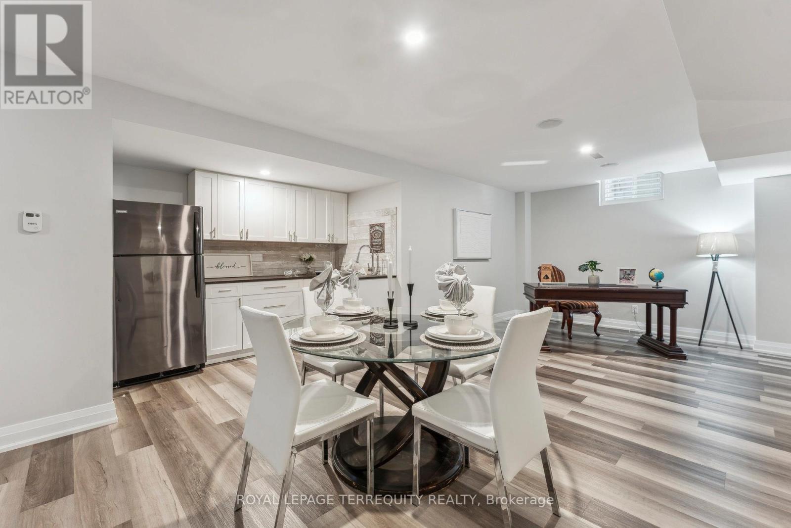 26 ANTRIM COURT, Caledon (Caledon East), Ontario, L7C1R1 — Photo 6