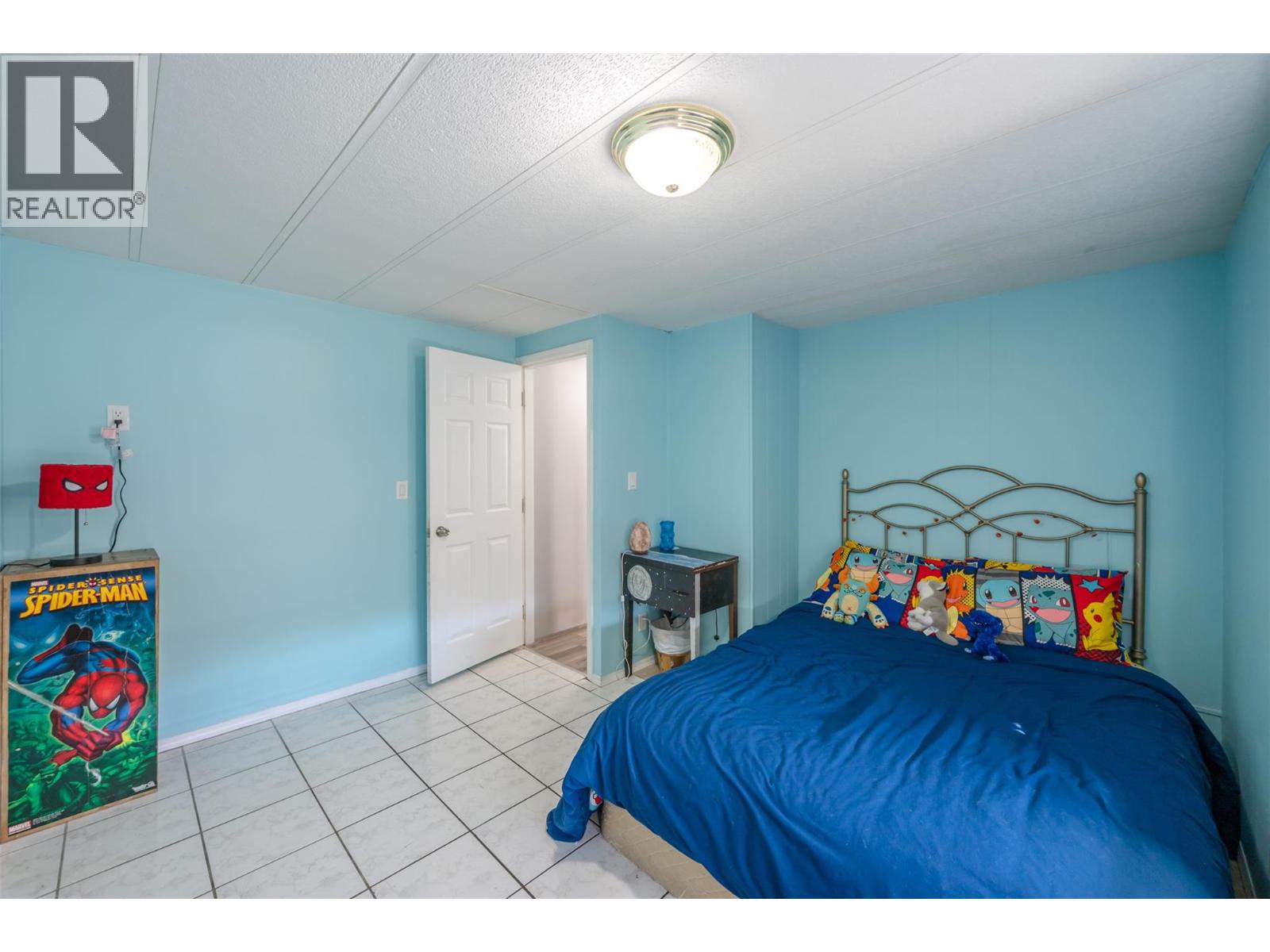  411 6th Avenue, Keremeos