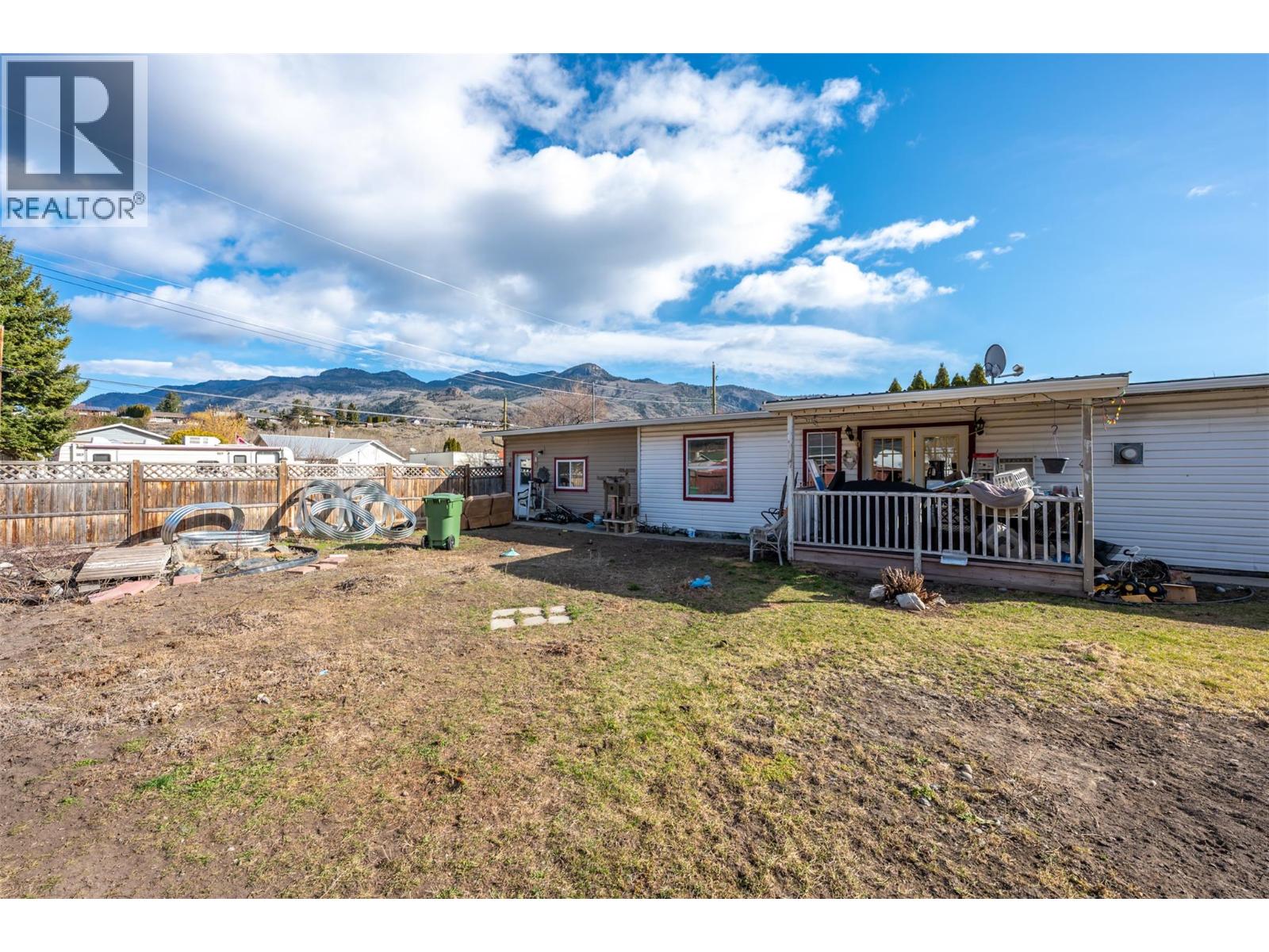  411 6th Avenue, Keremeos