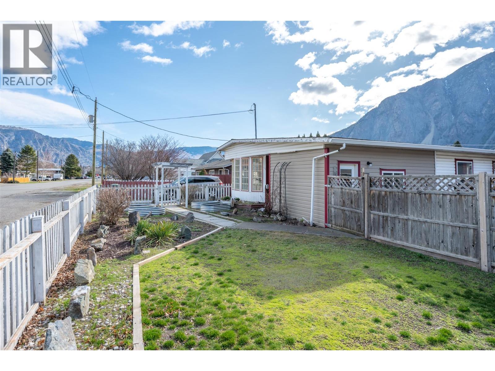 411 6th Avenue - 48
