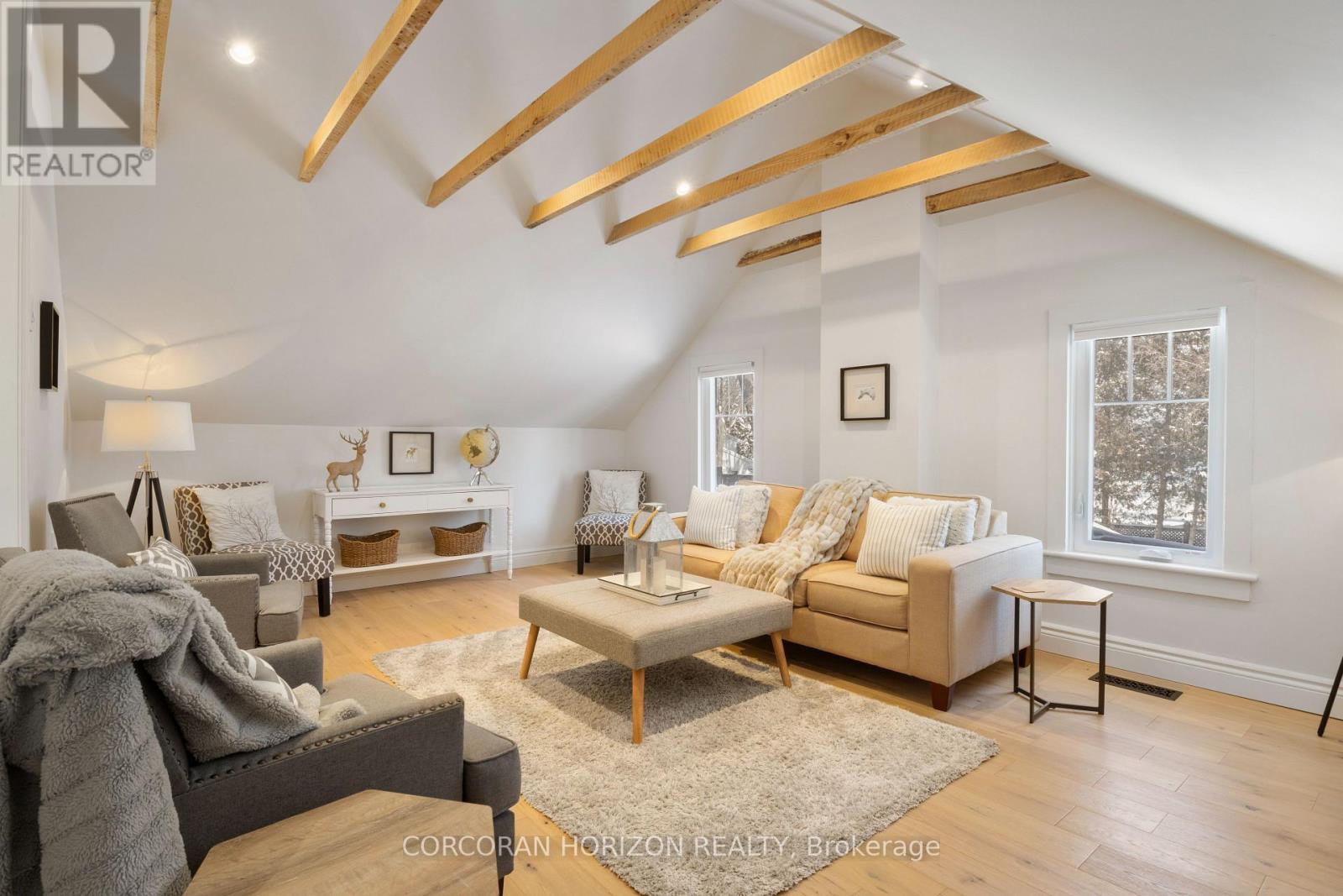 320 WHITMORE DRIVE — photo 43