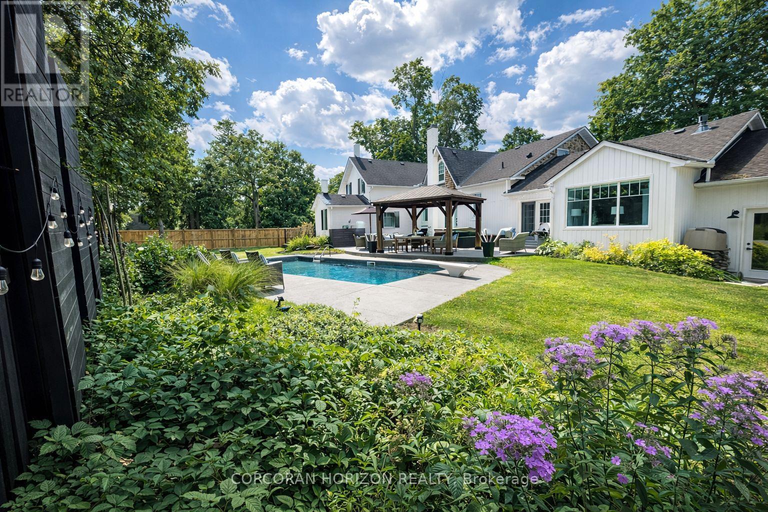 320 WHITMORE DRIVE — photo 47
