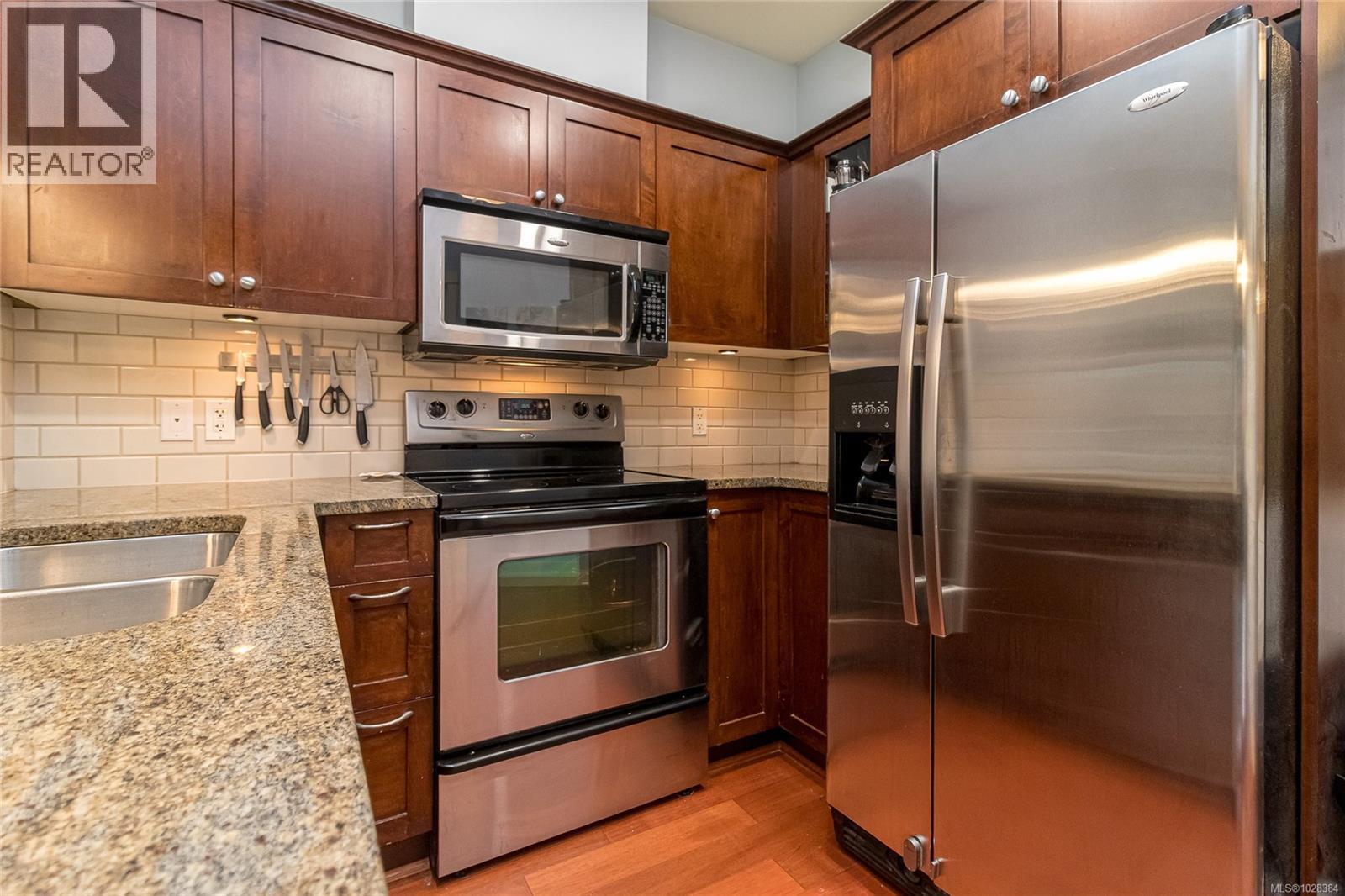 308 101 Nursery Hill Drive, View Royal