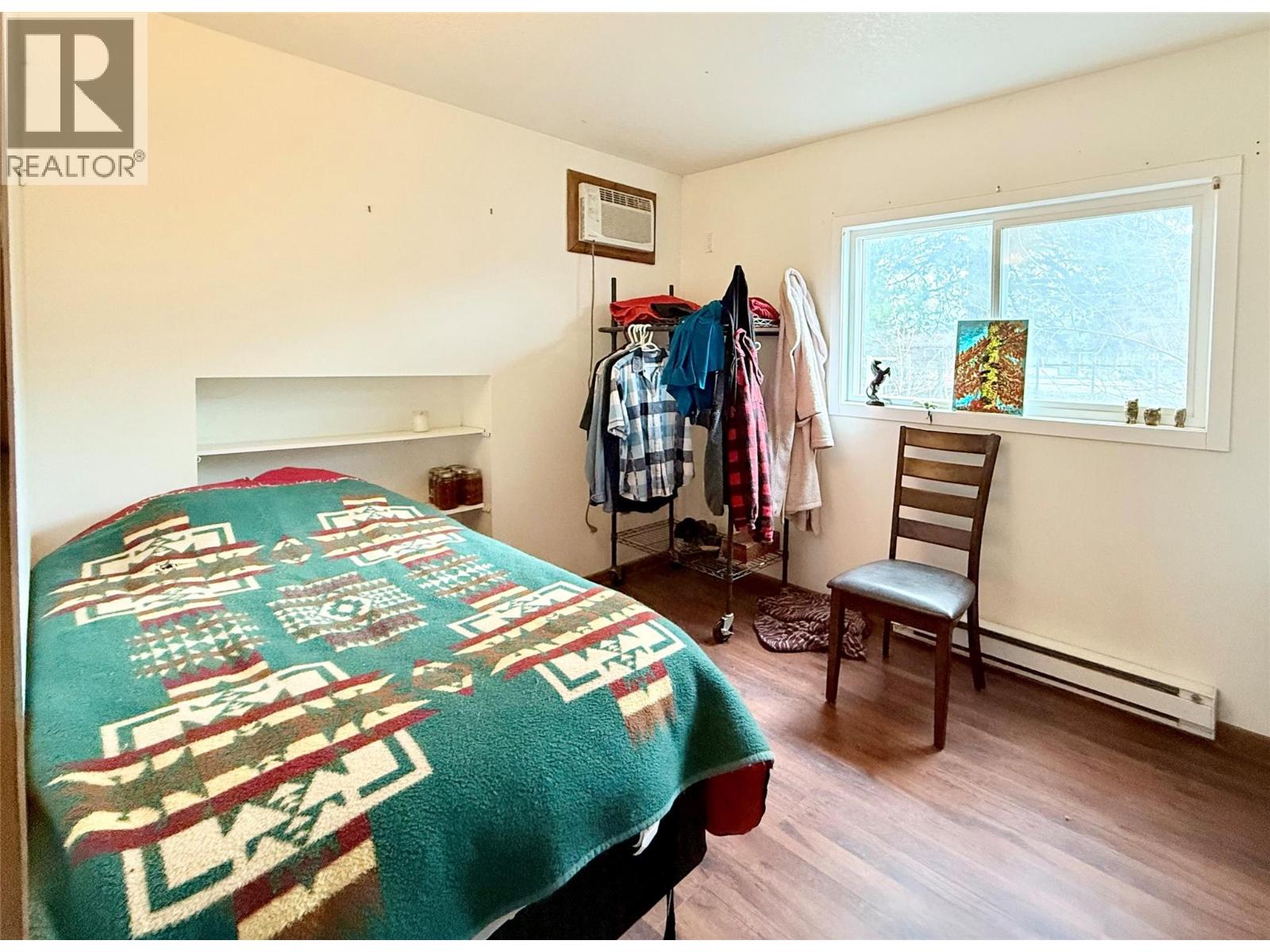 317 4TH Avenue S, Cranbrook